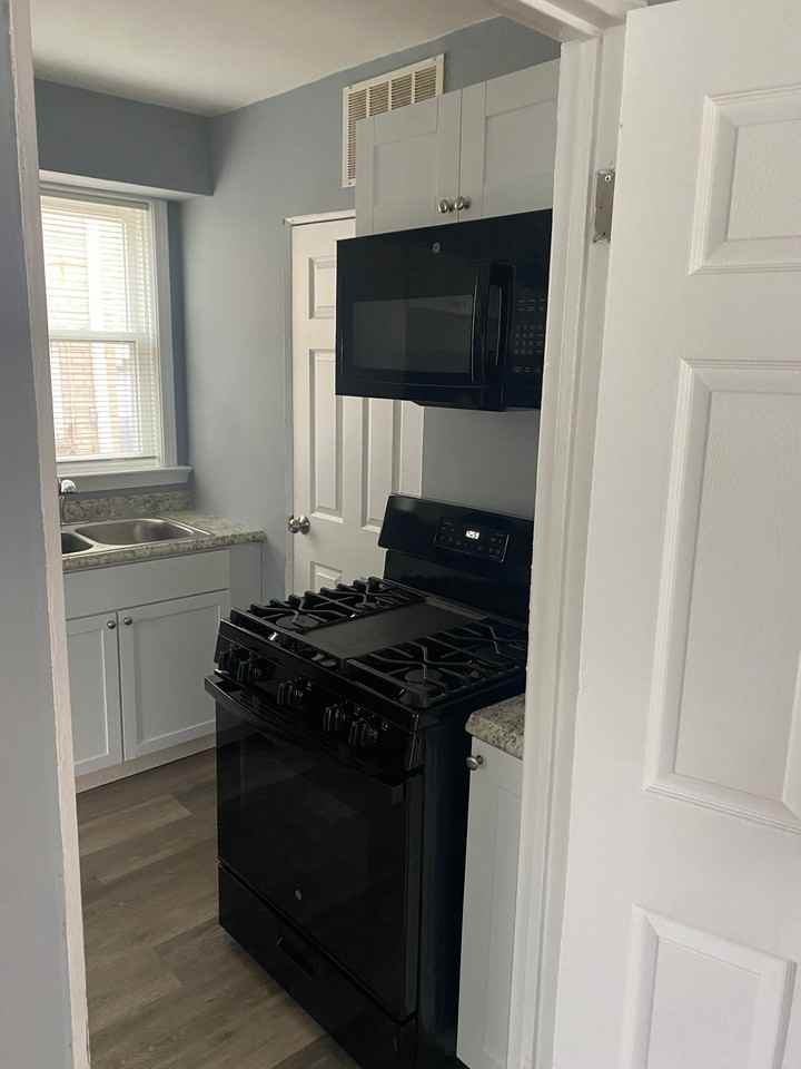 1338 Wentworth Ave #1338 - Photo 5 of 18