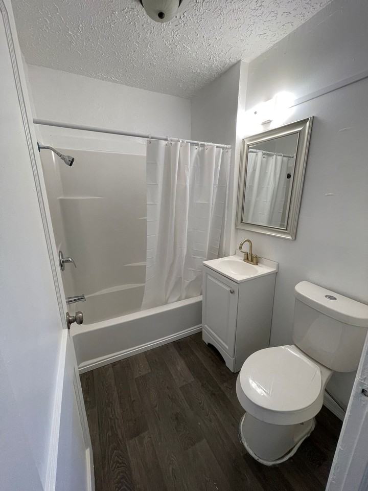 328 Bellair Rd - Photo 7 of 12