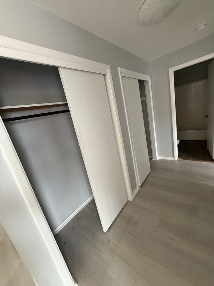 194 Washington St #437 - Photo 3 of 6