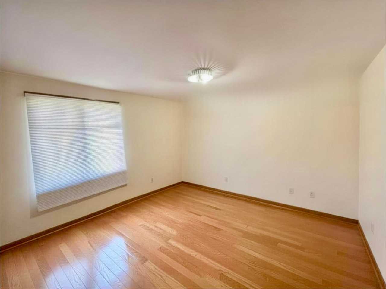 227 Sunshine Dr - Photo 6 of 19