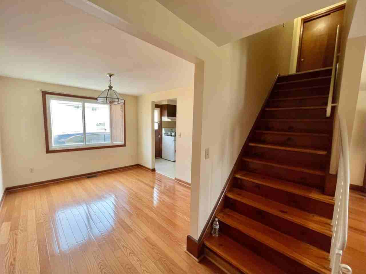 227 Sunshine Dr - Photo 7 of 19