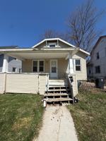 featured image of 521 E Marengo Ave