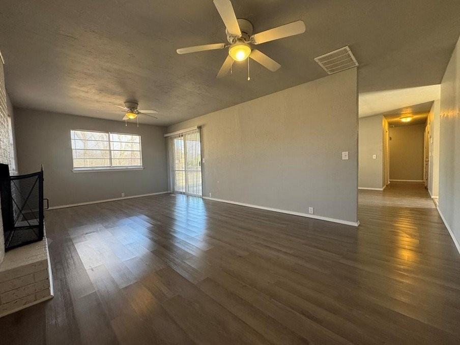 1157 Ne 59th St - Photo 4 of 15