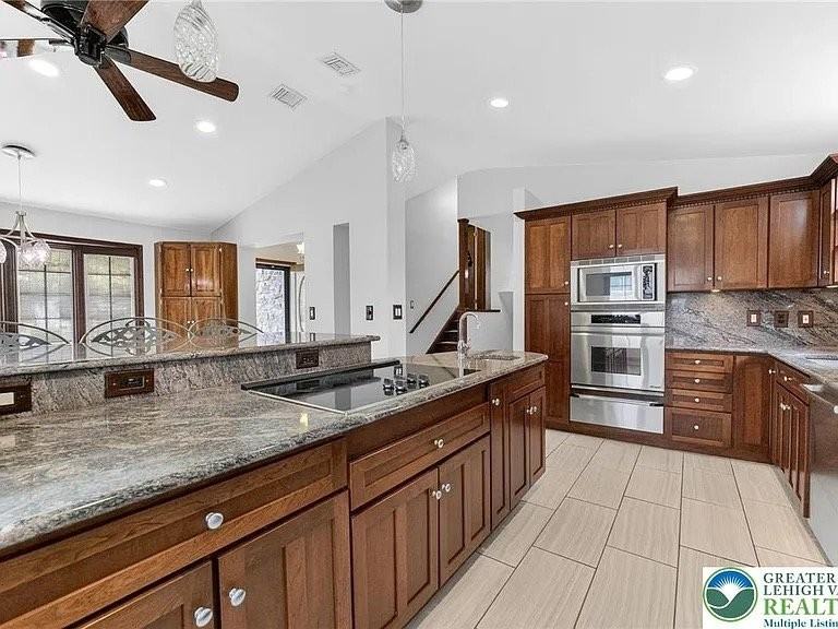 6404 Fir Rd - Photo 5 of 20