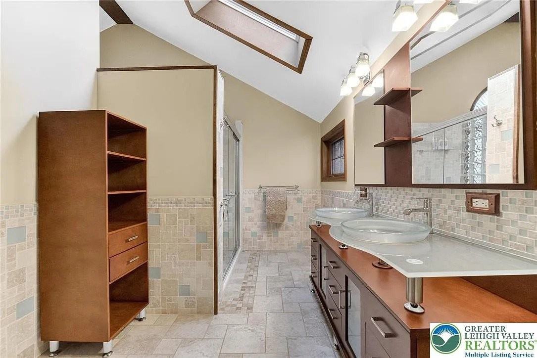 6404 Fir Rd - Photo 6 of 20