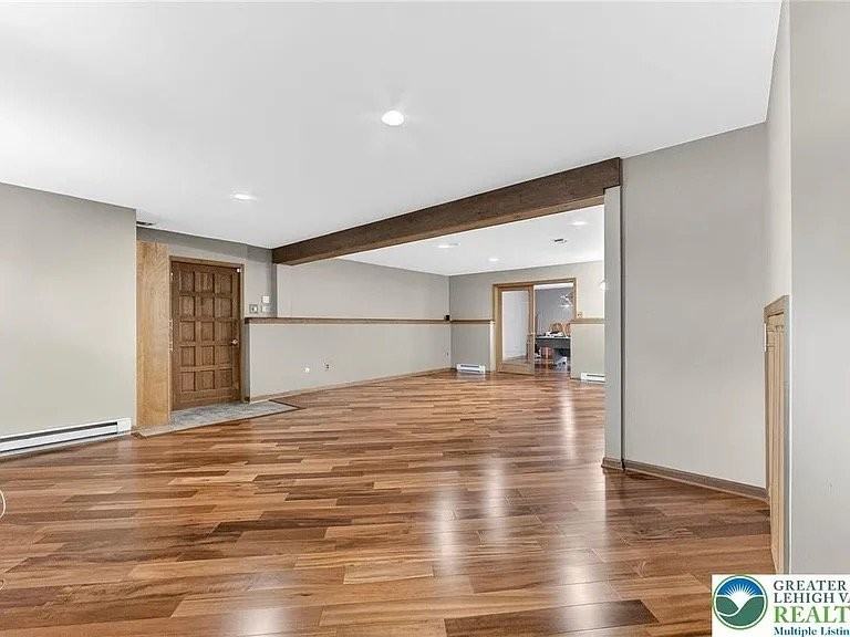 6404 Fir Rd - Photo 7 of 20