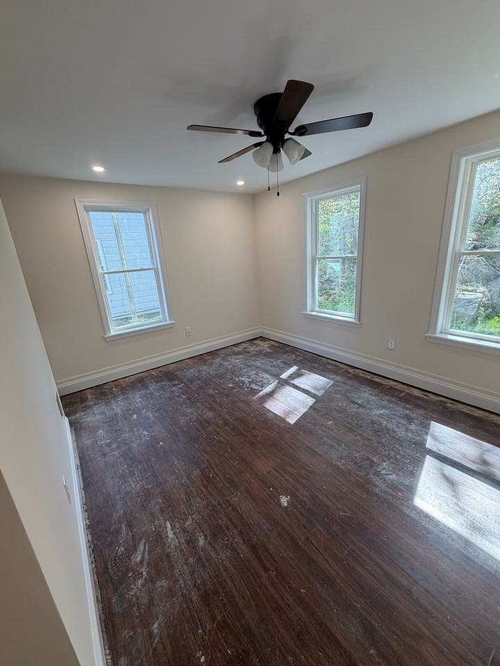 5 Oak St #1 - Photo 4 of 5