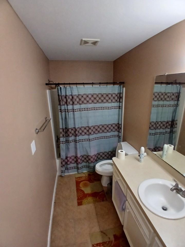 2322 Shady Pine Dr - Photo 2 of 4