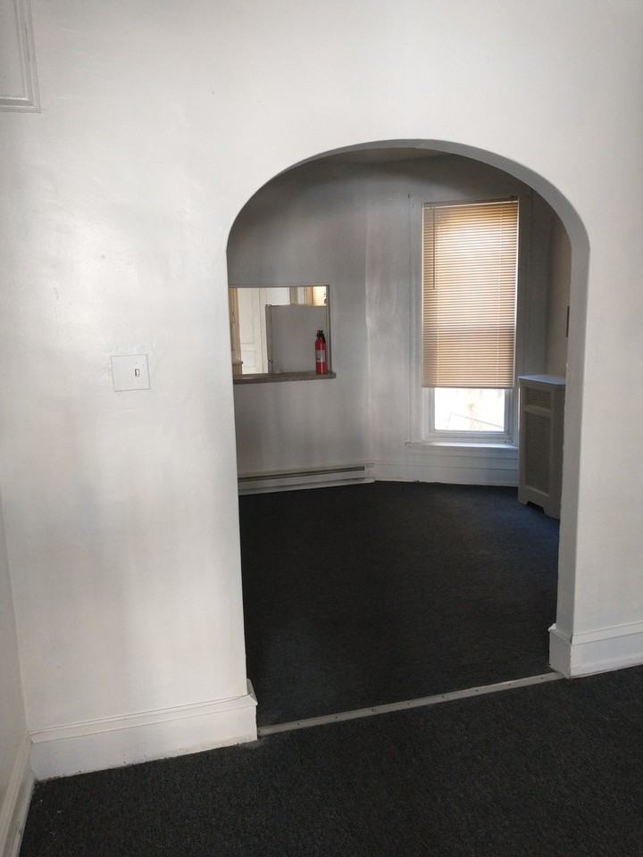 434 W Fisher Ave - Photo 2 of 3
