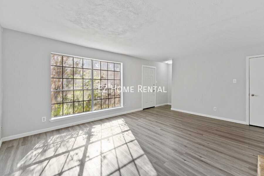 4154 Belle Park Dr #4154 - Photo 3 of 24