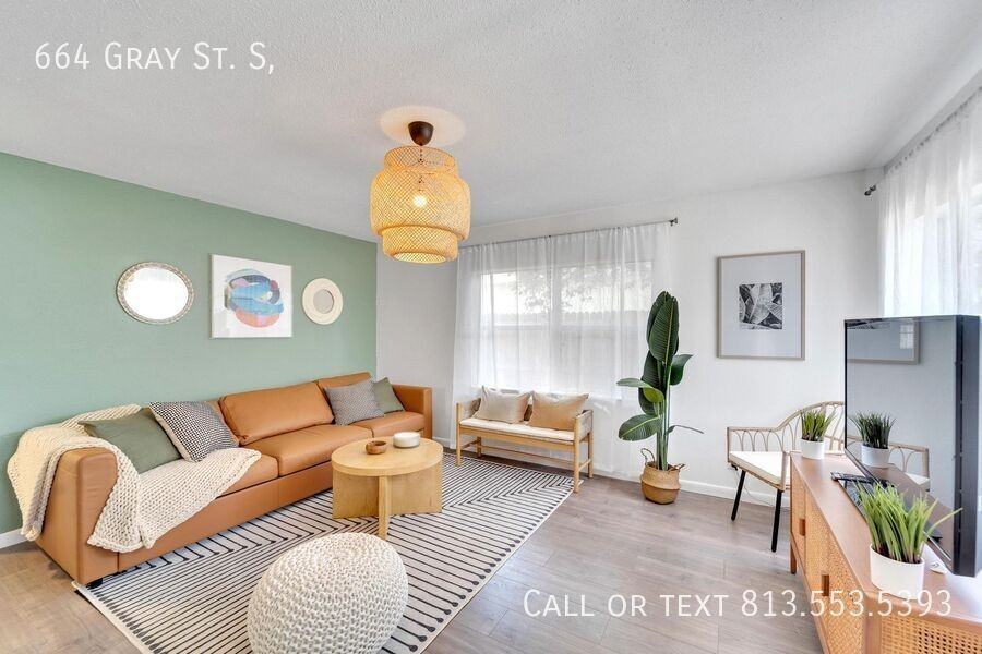 664 Gray St S - Photo 4 of 22
