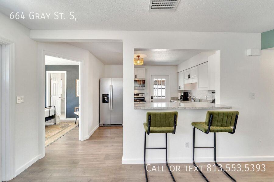 664 Gray St S - Photo 7 of 22