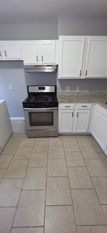 716 Dolphin St - Photo 3 of 11