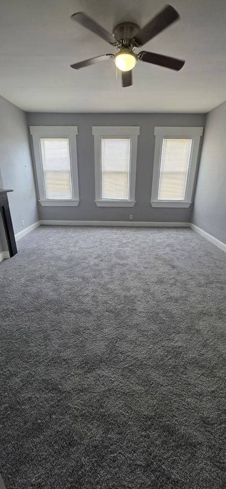 716 Dolphin St - Photo 5 of 11