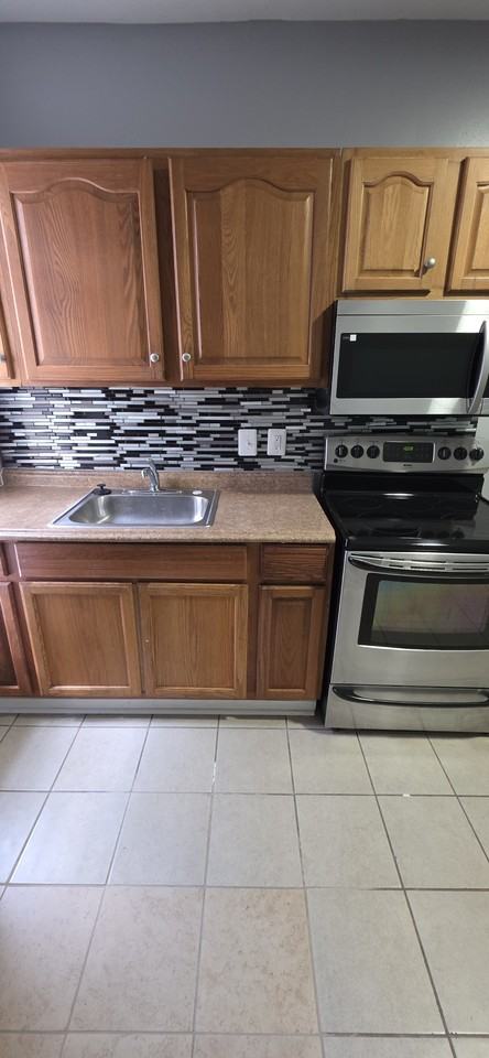 1710 N Milton Ave - Photo 7 of 15