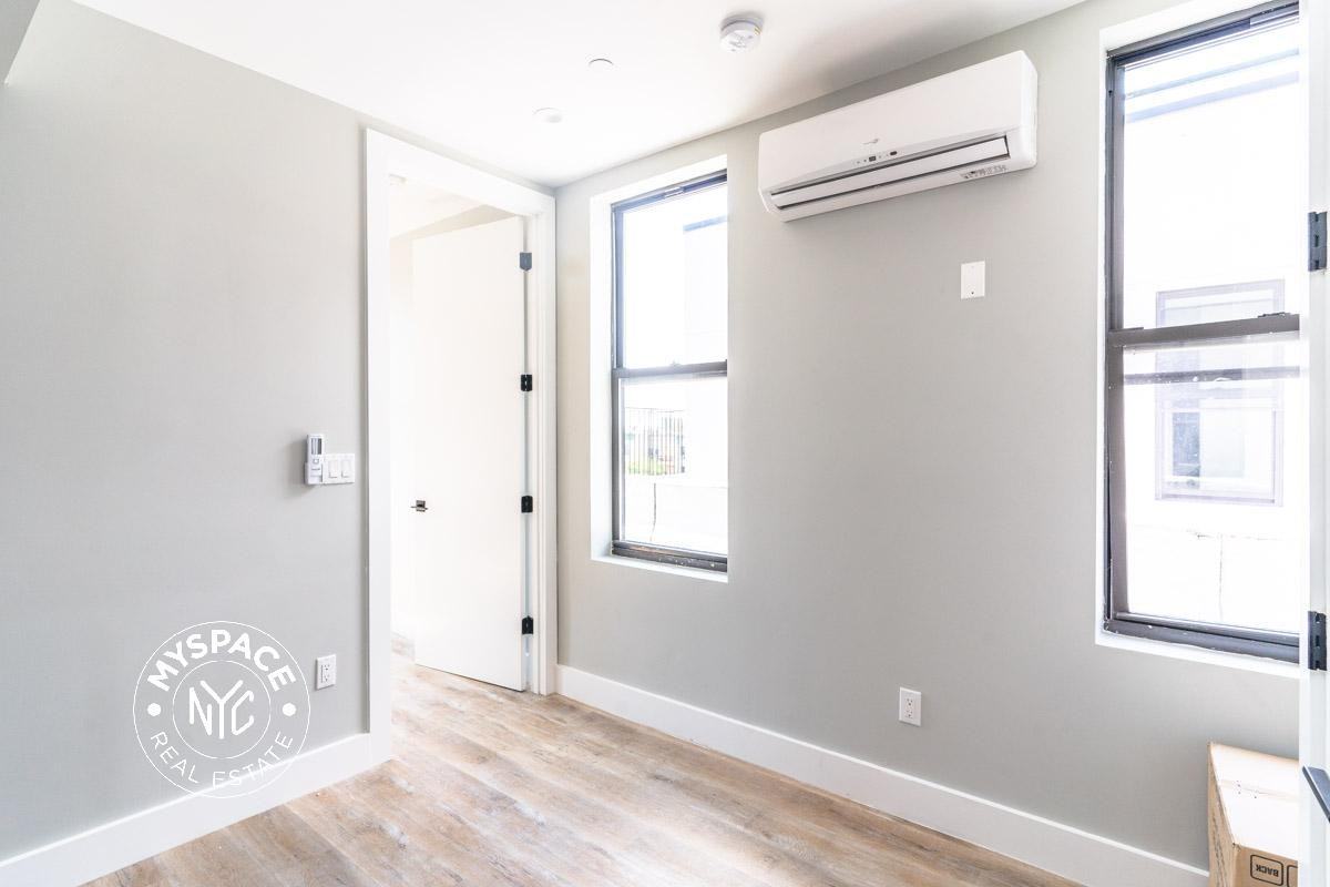 1369 Saint Johns Pl #5a - Photo 2 of 6