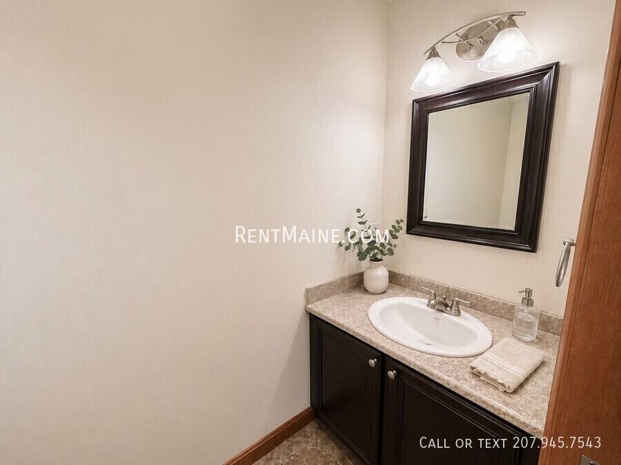 208 Western Ave #6 - Photo 7 of 15