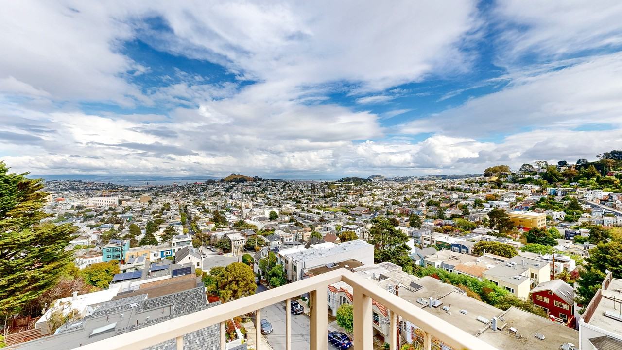 2037 Castro St #21 - Photo 7 of 16