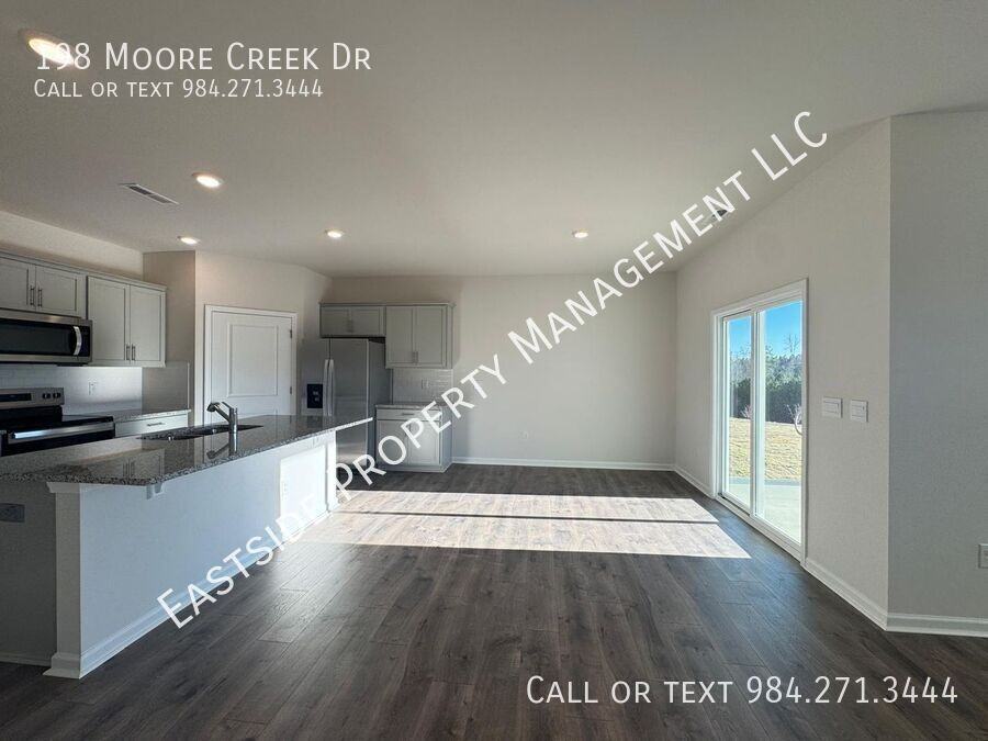 198 Moore Creek Dr - Photo 6 of 23