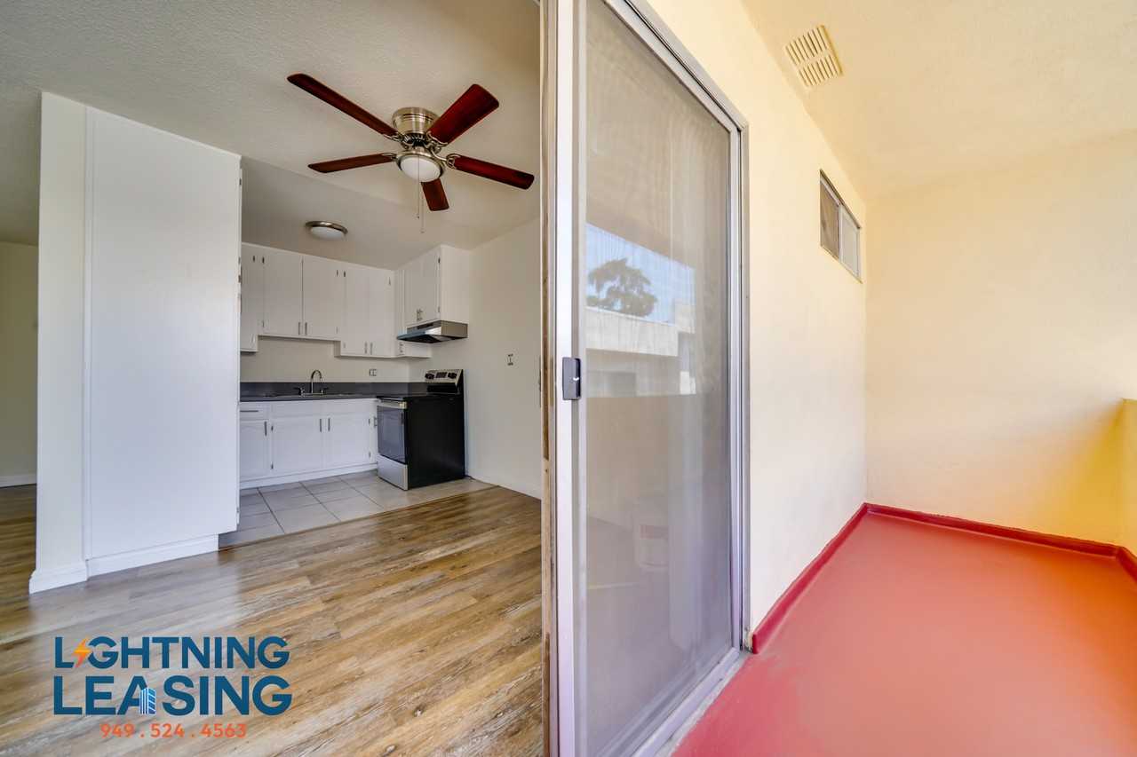361 S Commonwealth Ave #2A - Photo 7 of 24