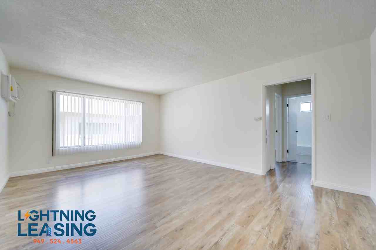 359 S Commonwealth Ave #2A - Photo 4 of 23