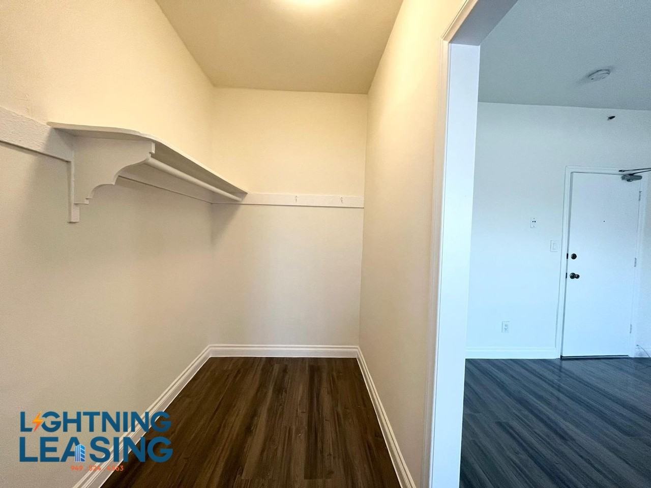2744 1/2 San Marino St #305A - Photo 5 of 5