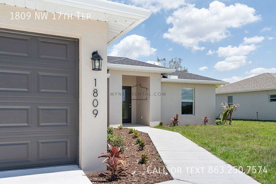 1809 Nw 17th Ter - Photo 4 of 32