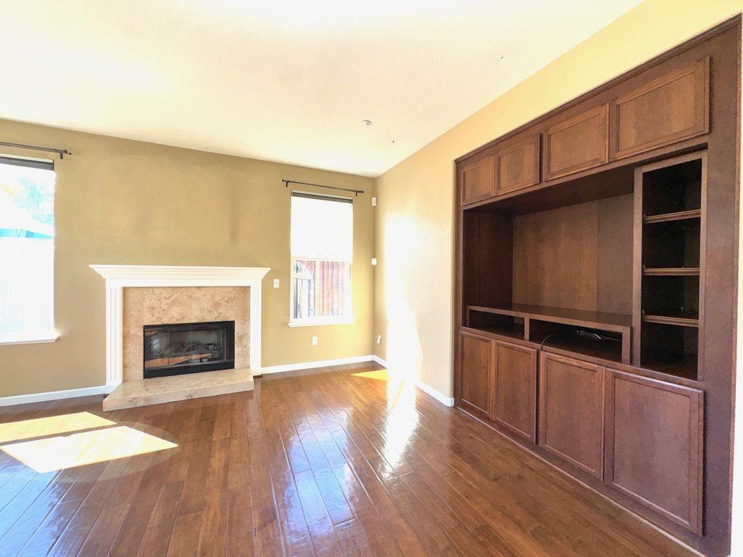 1669 Marina Way - Photo 7 of 38