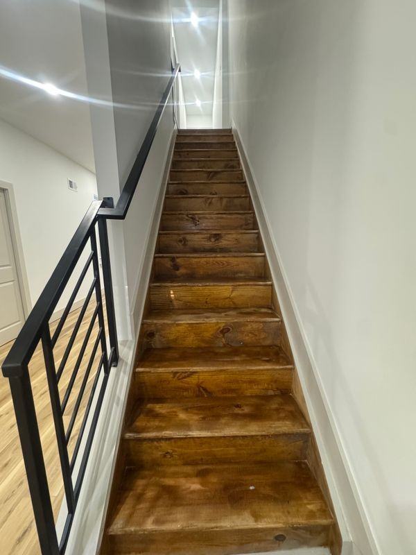 2116 N Natrona St - Photo 3 of 15