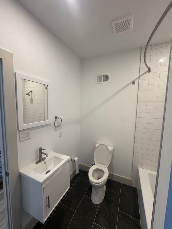 2116 N Natrona St - Photo 4 of 15