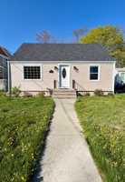 featured image of 38 Pine St