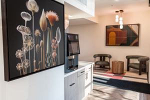 featured image of 1619 N Neva Ave