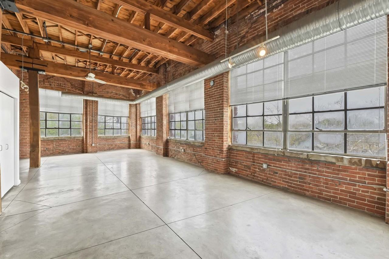 SoHo Lofts - Photo 5 of 27