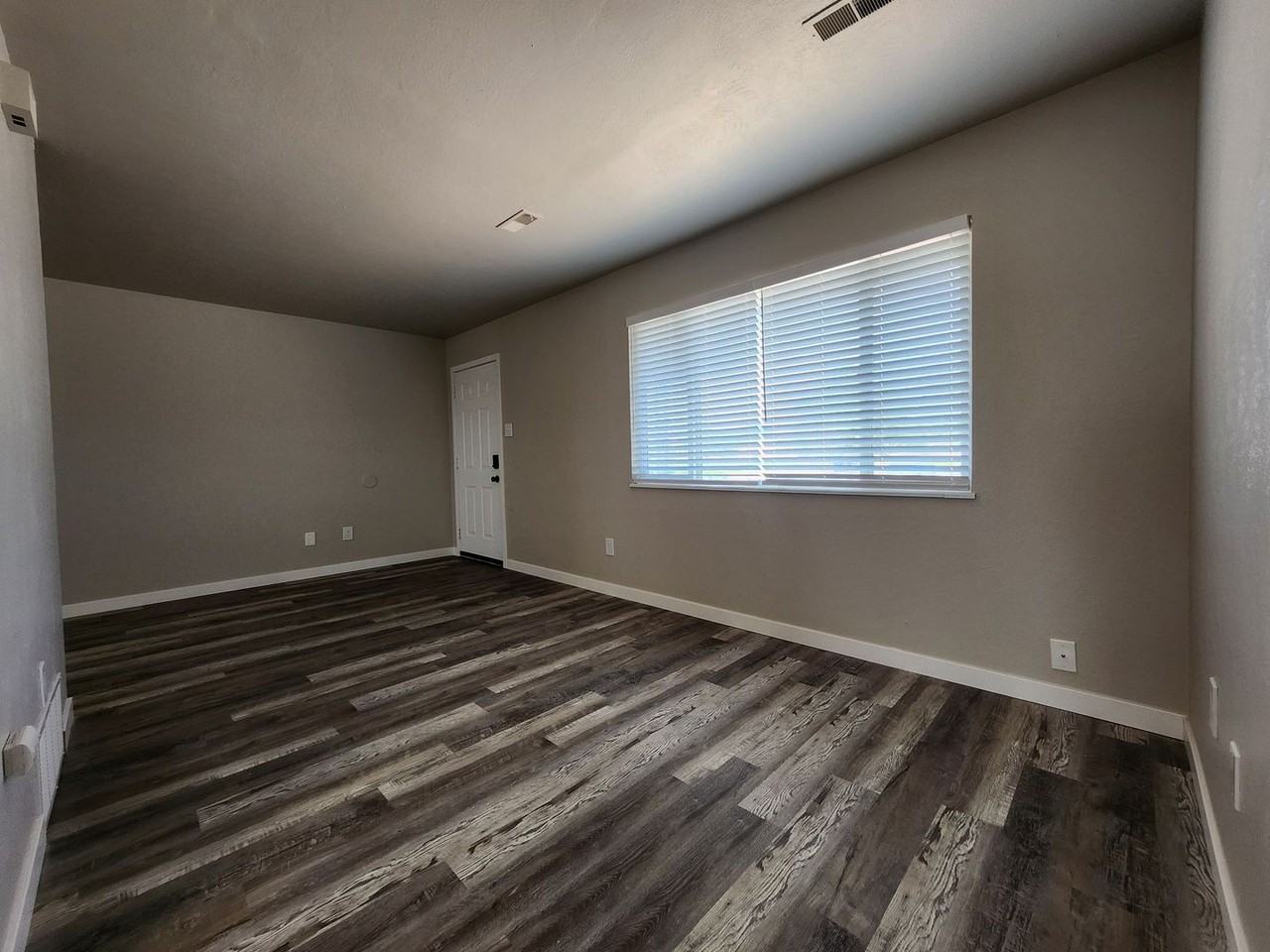 3501 Baltimore Ave #1 - Photo 7 of 17