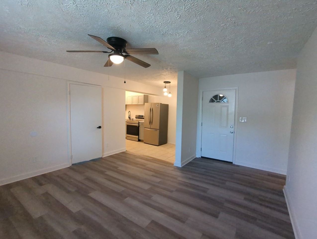 2015 Duncan Ave #B - Photo 7 of 15