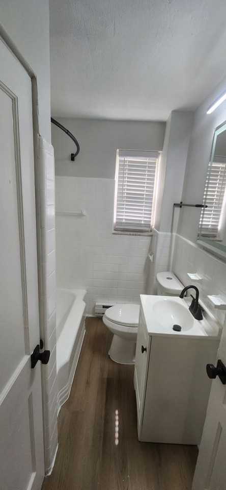 Westwood Court Apts - Photo 6 of 28