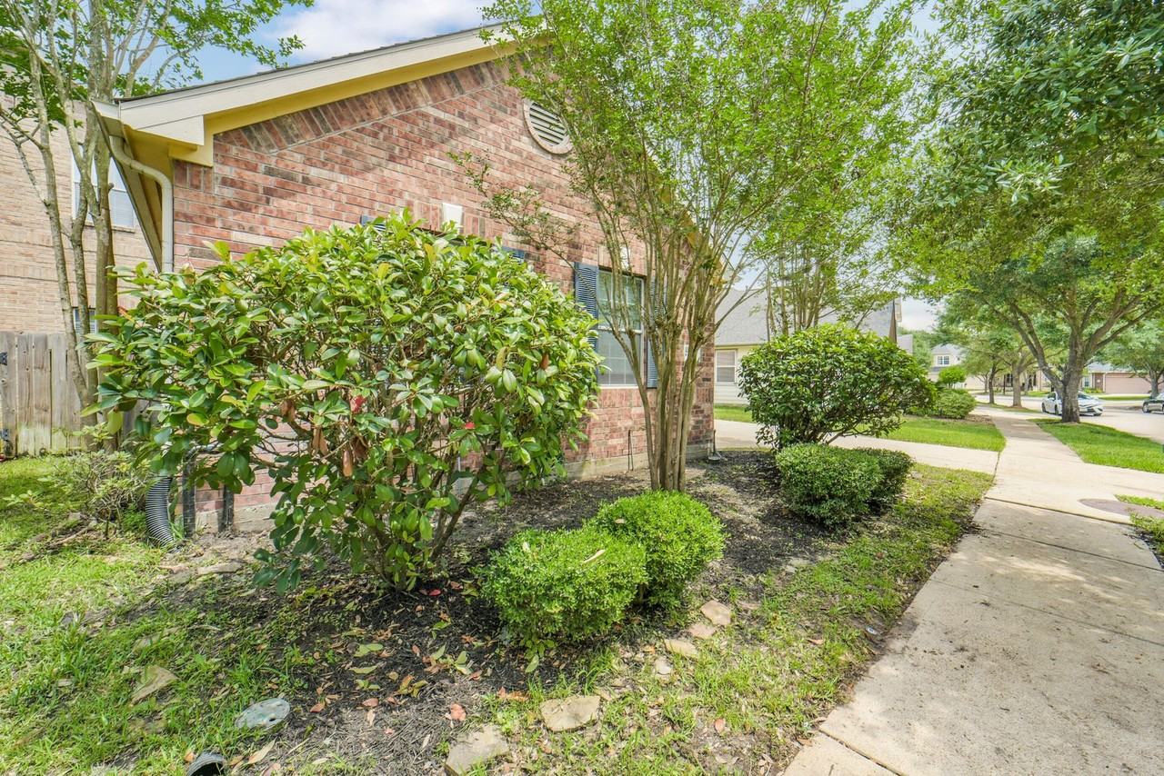 21626 Shallow Glen Ln - Photo 3 of 50