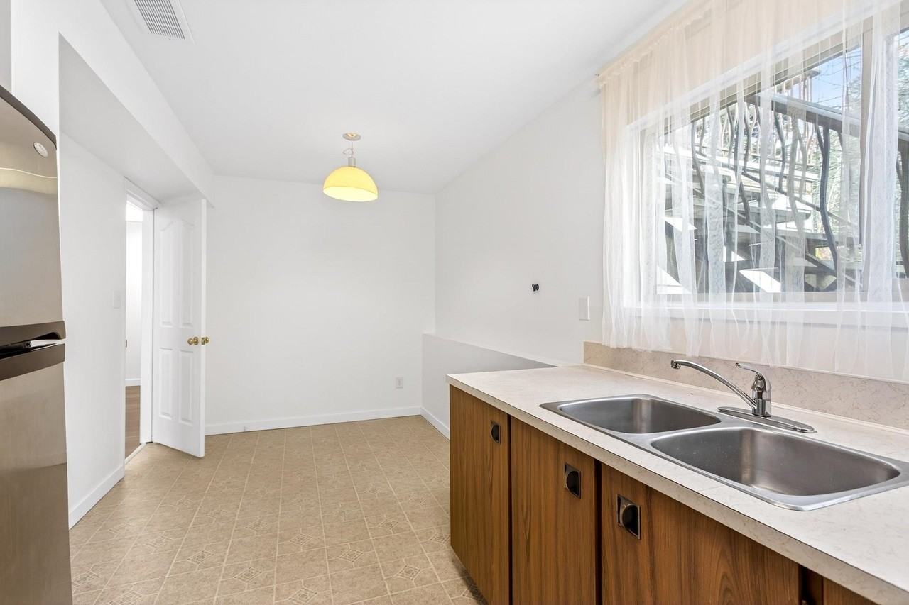 925 Merritt Street - Photo 4 of 14