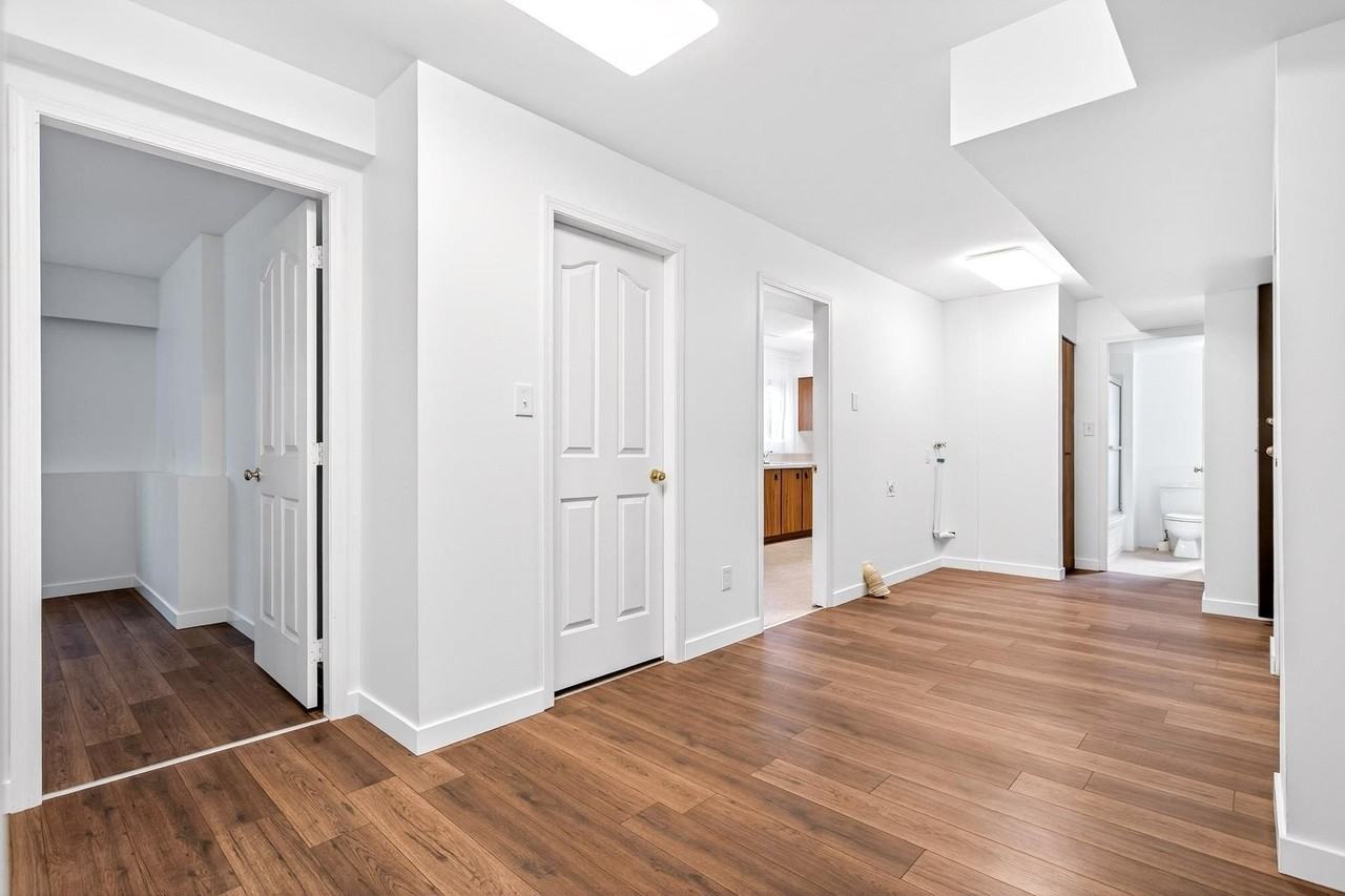 925 Merritt Street - Photo 6 of 14
