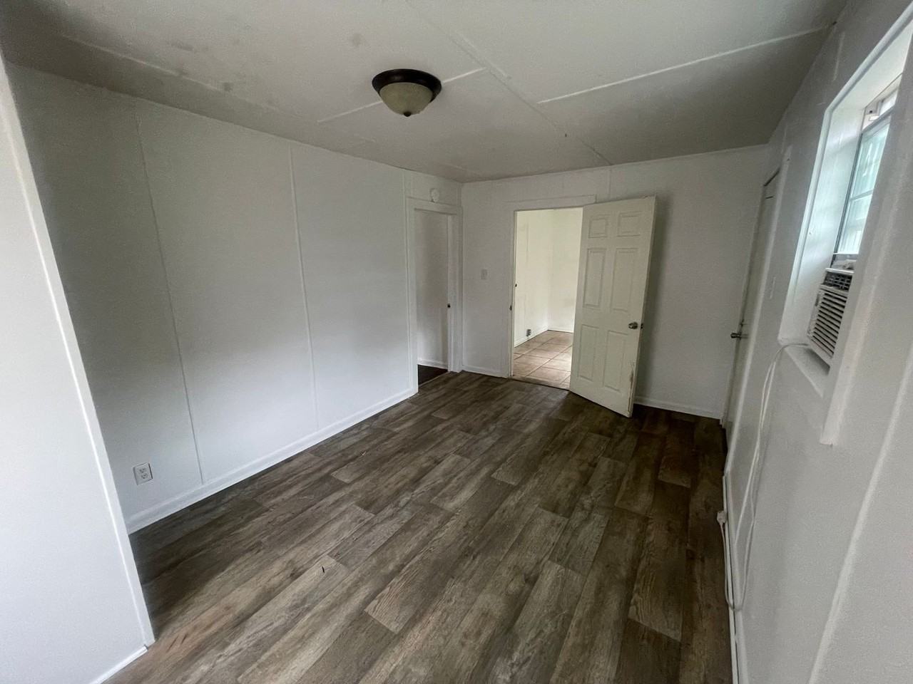 111 Dora St - Photo 3 of 21