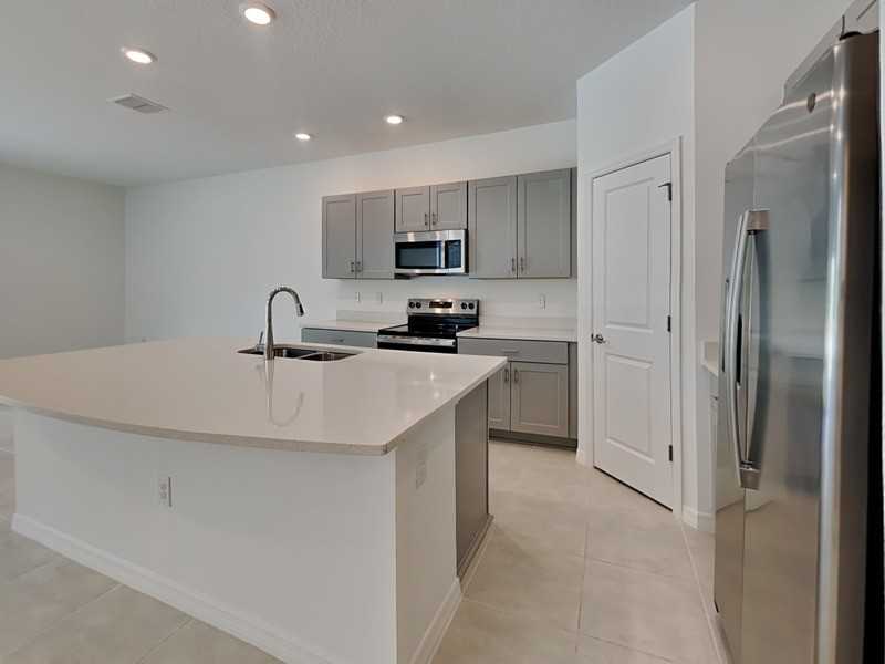 159 River Front Way - Photo 5 of 25