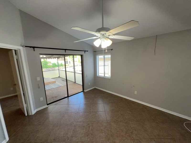 2201 Grasmere Dr - Photo 7 of 23