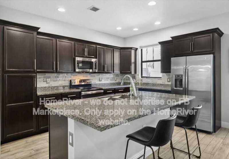 20975 Nw 1st Ct - Photo 5 of 22