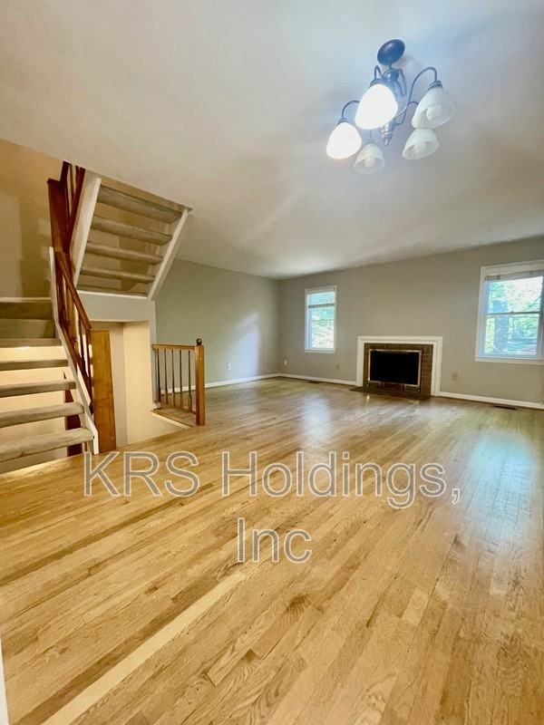 613 N Abingdon St - Photo 3 of 18