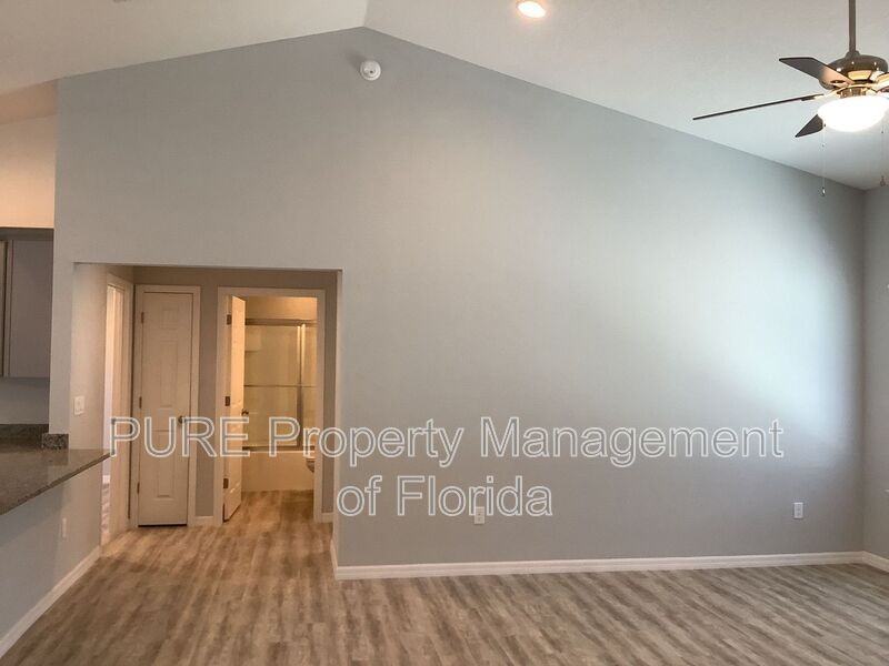 251 Marion Oaks Crse - Photo 6 of 33