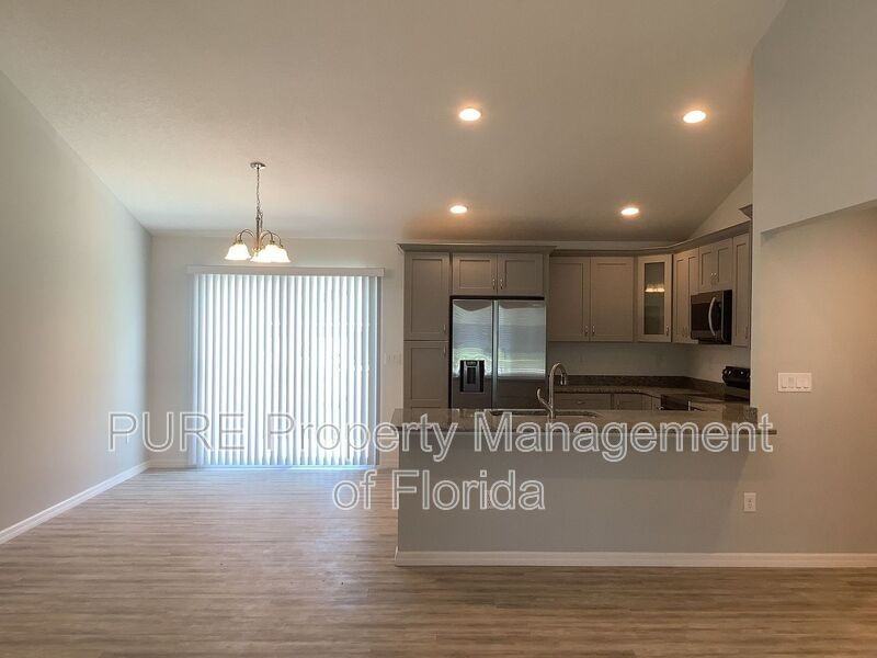 251 Marion Oaks Crse - Photo 7 of 33