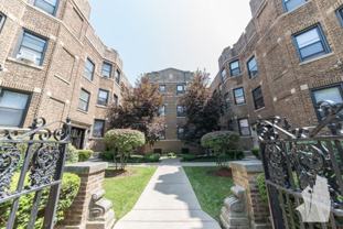 629 W Cornelia Ave #39-3N - Photo 1 of 1