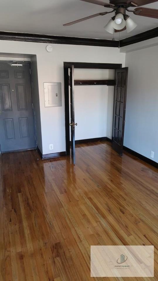 846 W Montrose Ave #604 - Photo 2 of 14