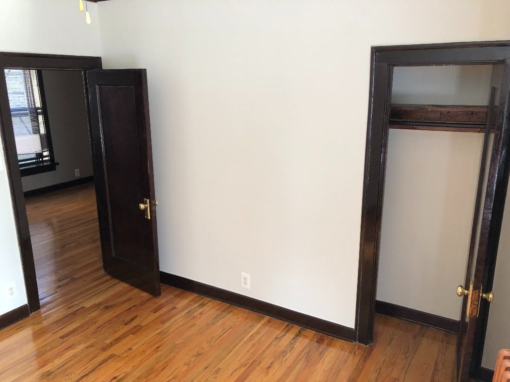 846 W Montrose Ave #402 - Photo 7 of 16