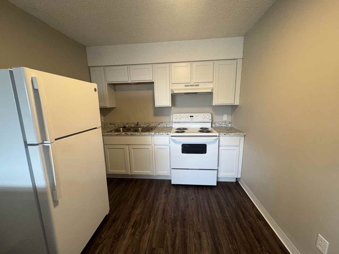 Valley View Apartments - Photo 2 of 20
